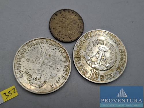 Umlaufmünzen DDR 2x 10 Mark Thälmann KM109 40 Jahre Befreiung vom Faschismus KM106 50 Pfennig 1950A
